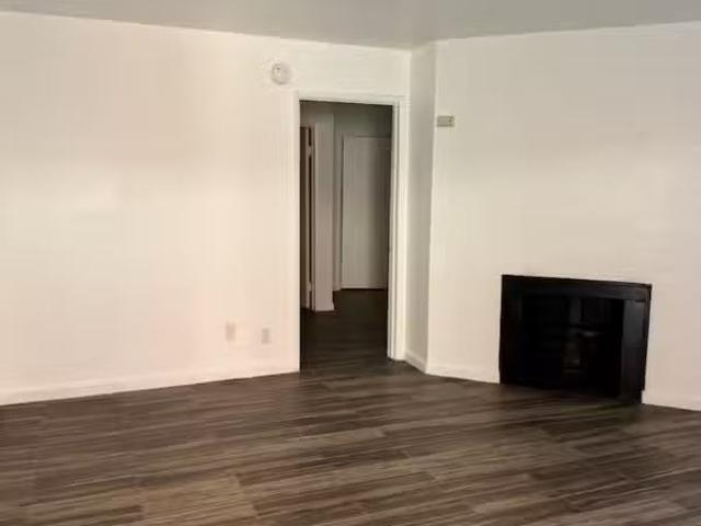 Condo for rent in Pomona