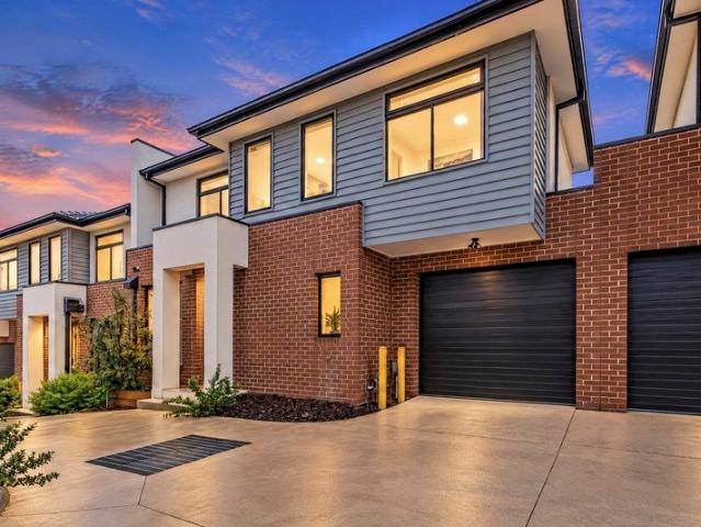 House for sale in Pakenham, Melbourne