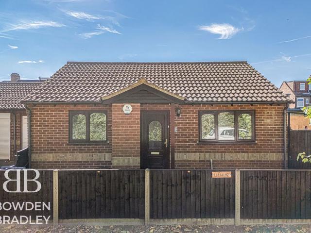 House for rent in London Borough of Waltham Forest, Greater London