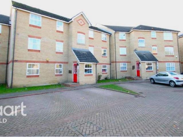 Apartment for rent in Enfield Island Village, Greater London
