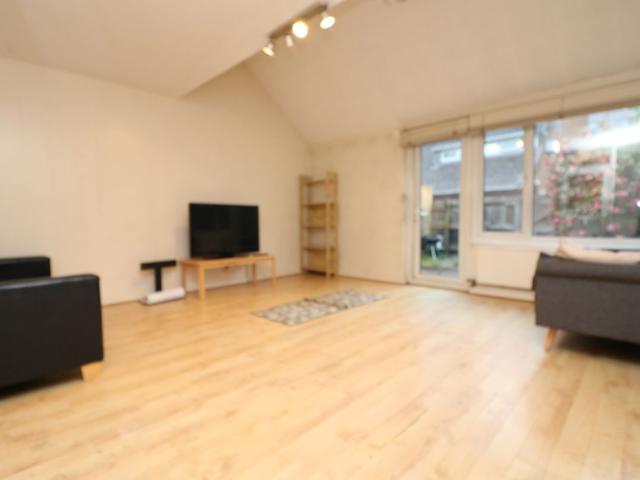 House for rent in Barnsbury, Greater London