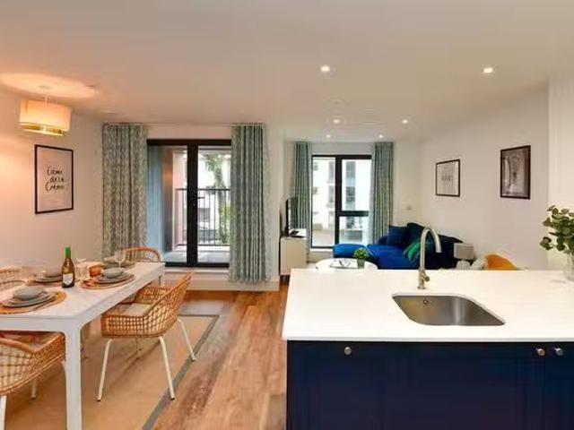 Apartment for rent in Falcon Lodge, Wales