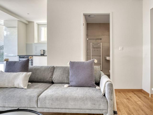 Apartment mieten in Einigen, Zürich