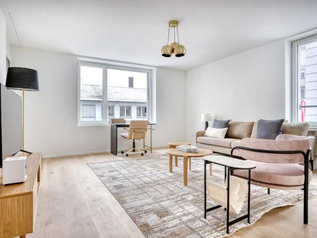 Apartment mieten in Einigen, Zürich
