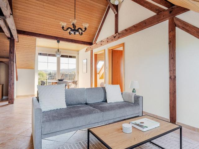 Apartment mieten in Einigen, Zürich