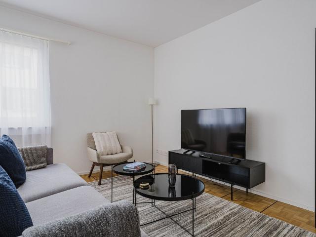 Apartment mieten in Einigen, Zürich
