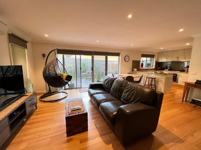 Townhouse for rent in Melbourne