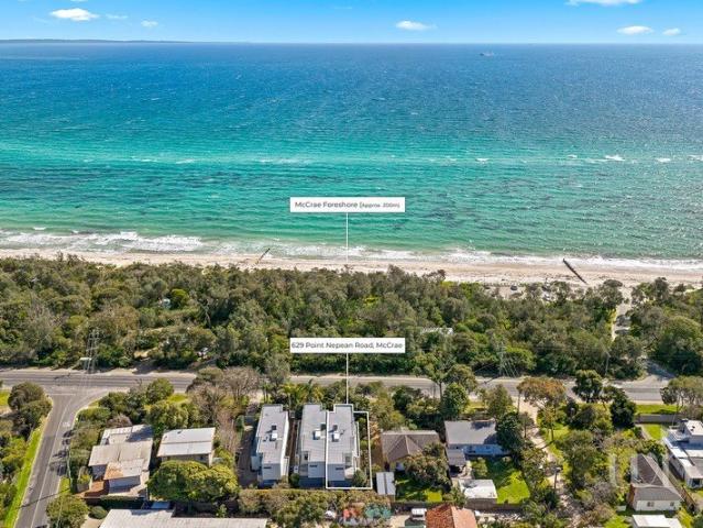 Townhouse for sale in Camerons Creek, Victoria