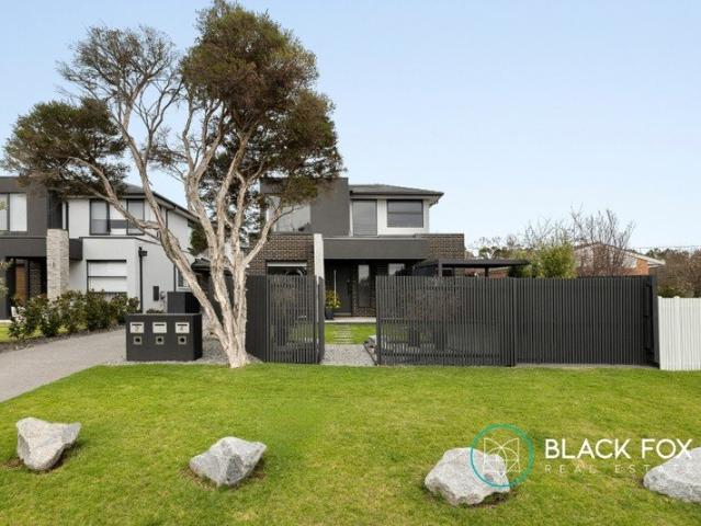 Townhouse for sale in Camerons Creek, Victoria
