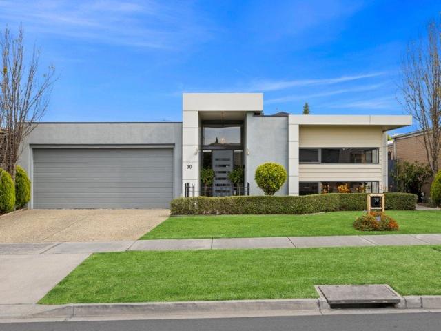 House for sale in Warralily Coast, Geelong