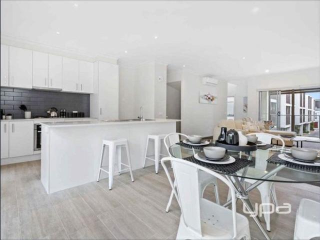 Townhouse for rent in Camerons Creek, Victoria