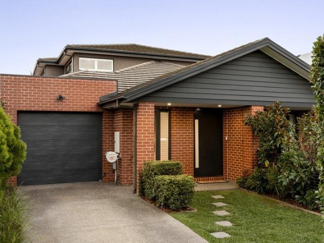 Townhouse for sale in Camerons Creek, Victoria