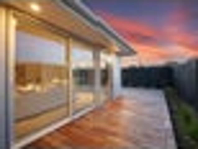 House for sale in Oakbridge, Christchurch