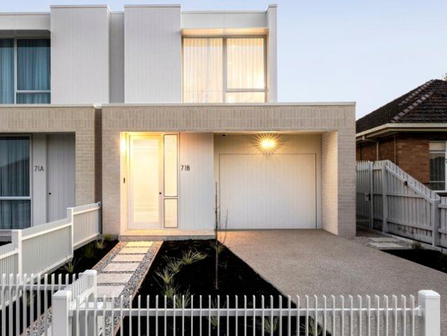Townhouse for sale in Reservoir, Melbourne