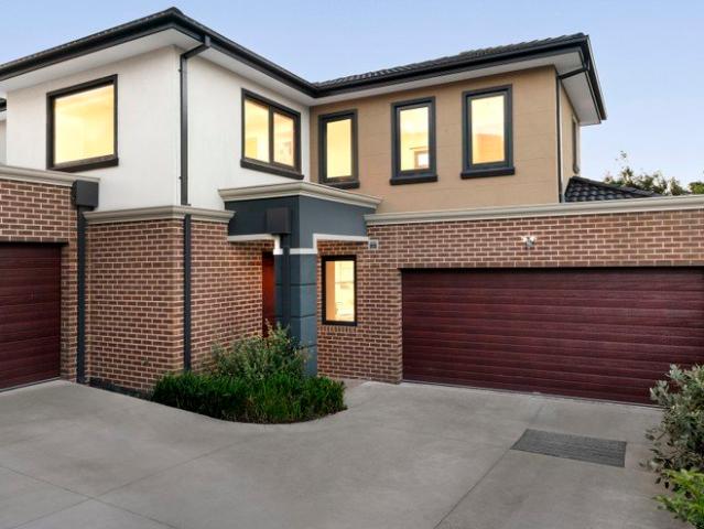 Townhouse for sale in Camerons Creek, Victoria