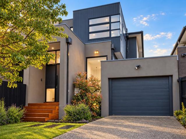 Townhouse for rent in Bentleigh East, Melbourne