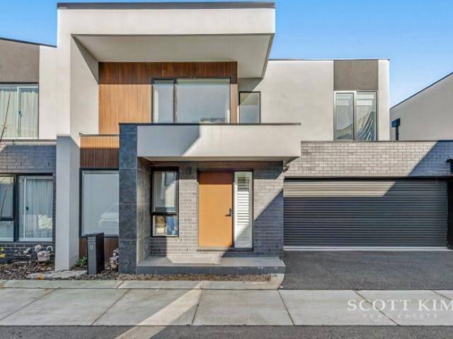 Townhouse for sale in Camerons Creek, Victoria