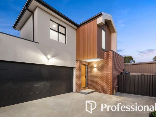 Townhouse for rent in Camerons Creek, Victoria