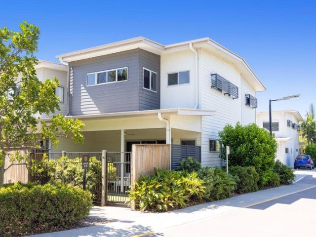 Townhouse for rent in Kings Creek, Queensland