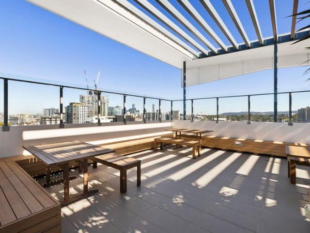 Apartment for rent in Toombul, Queensland