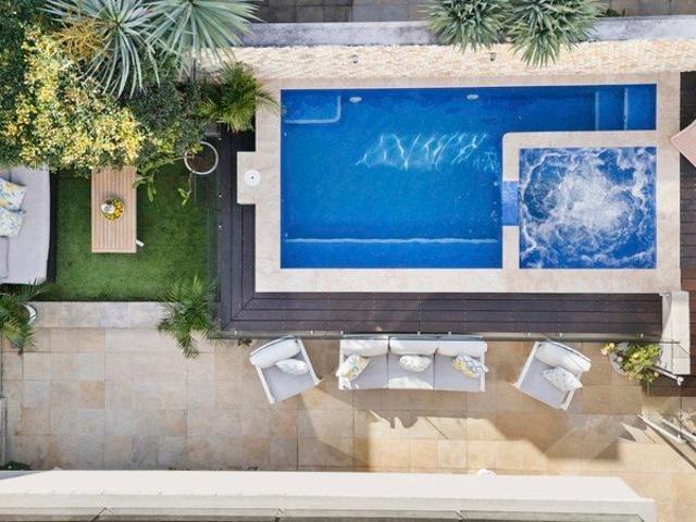Townhouse for sale in Sydney, New South Wales