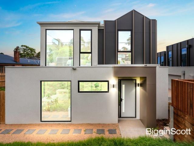 Townhouse for sale in Camerons Creek, Victoria