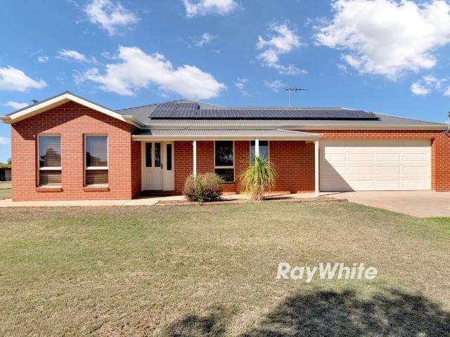 House for sale in Red Cliffs