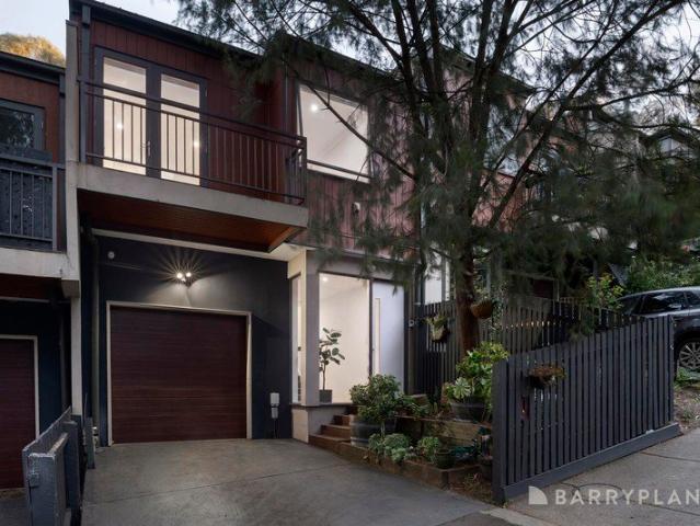 House for sale in Diamond Creek, Melbourne