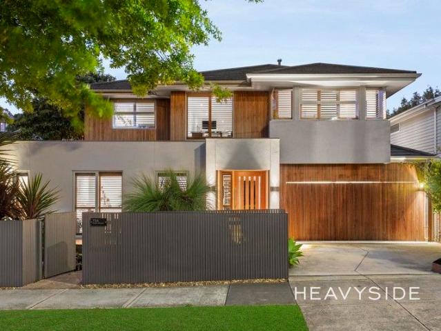 House for sale in Surrey Hills, Victoria