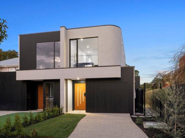 Townhouse for sale in Camerons Creek, Victoria