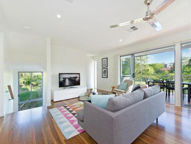 Townhouse for rent in Toombul, Queensland