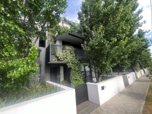 Townhouse for rent in Camerons Creek, Victoria