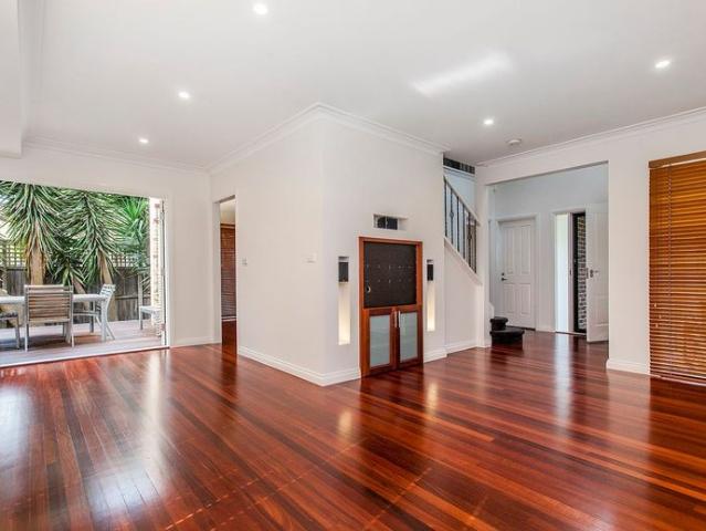 Townhouse for rent in Camerons Creek, Victoria