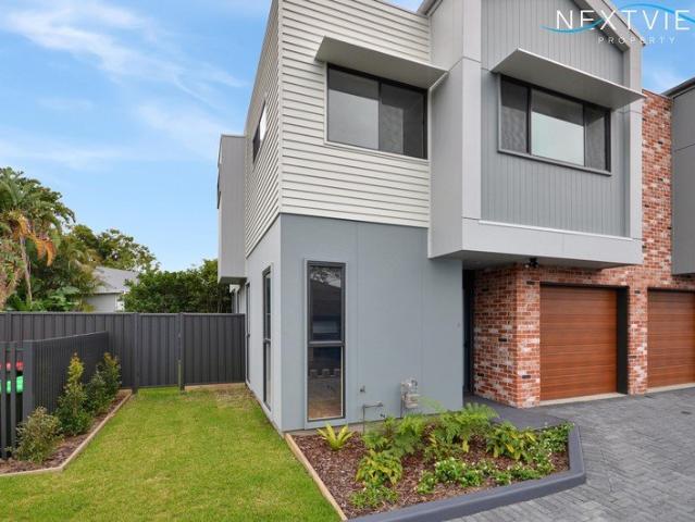 Townhouse for rent in Newcastle, Newcastle-Maitland