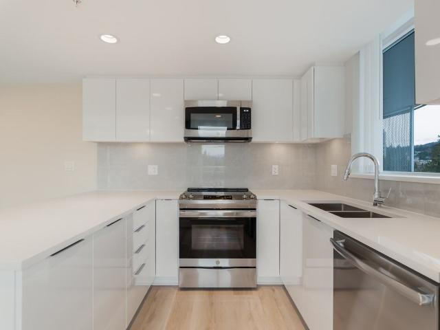 Apartment for rent in River Springs, Coquitlam