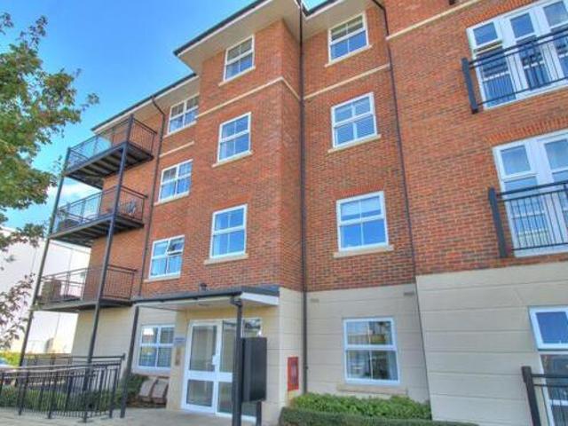 House for sale in Farnborough, Hampshire