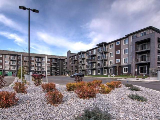 Apartment for rent in Wedgewood, Alberta
