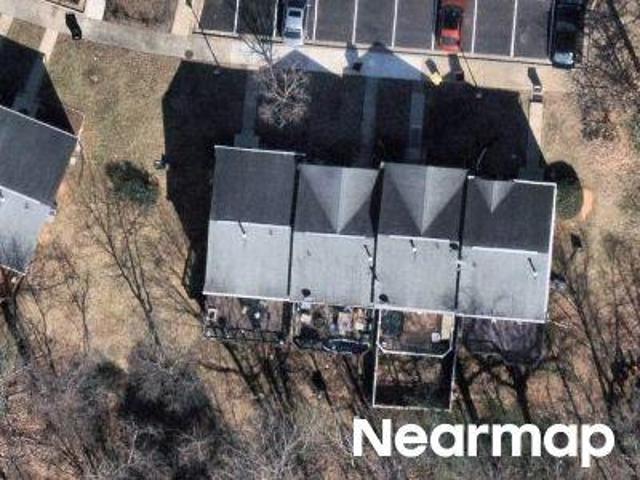 Townhouse for sale in Riverdale