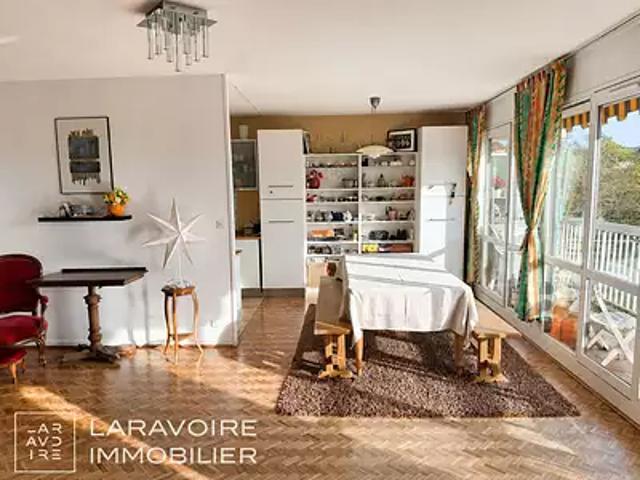 Appartement vente à Saint-Étienne, Sorbiers
