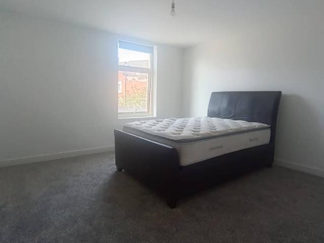 Room for rent in Castlegate, Burngreave