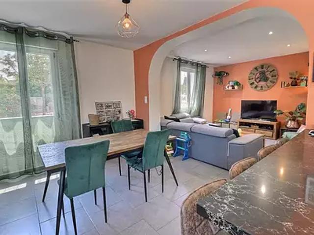 Maison vente à Les Crémades, Sorgues