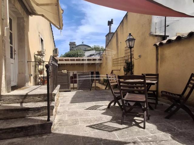 Maison vente à Avignon, Sorgues