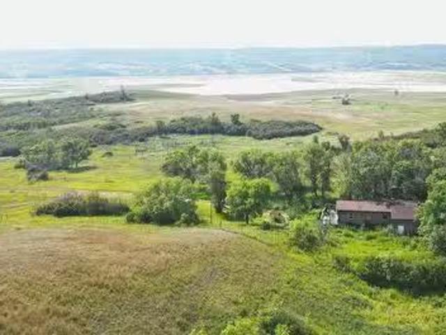 House for sale in Longlaketon, Saskatchewan