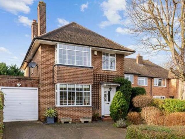 House for sale in King's Walden, Hertfordshire