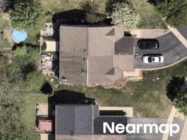 House for sale in Lake In The Hills