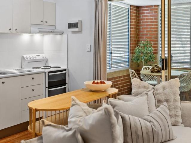 Apartment for rent in Greenslopes, Greater Brisbane