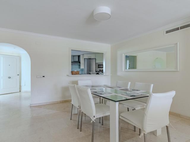 Apartamento en alquiler en Honda Cavada, Costa del Sol Occidental