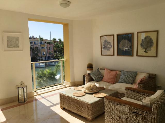 Apartamento en alquiler en Honda Cavada, Costa del Sol Occidental