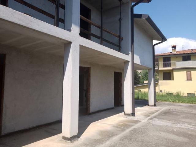 Villa Indipendente in vendita a Sotto Il Monte Giovanni, Lombardia
