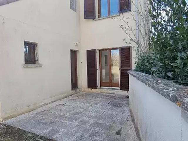 Maison vente à Sens, Soucy